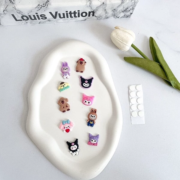 استیکر سیلیکونی همراه چسب مخصوص