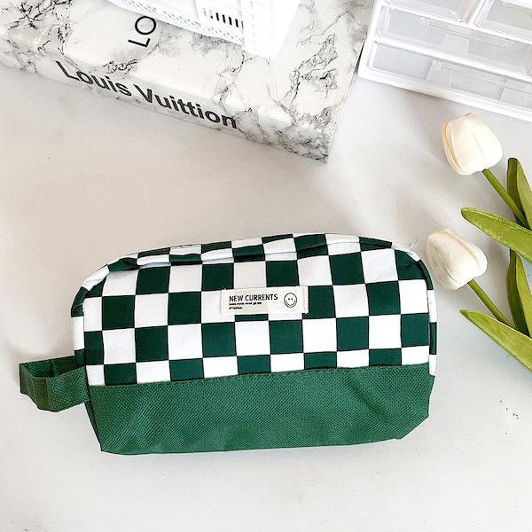 جامدادی وارداتی